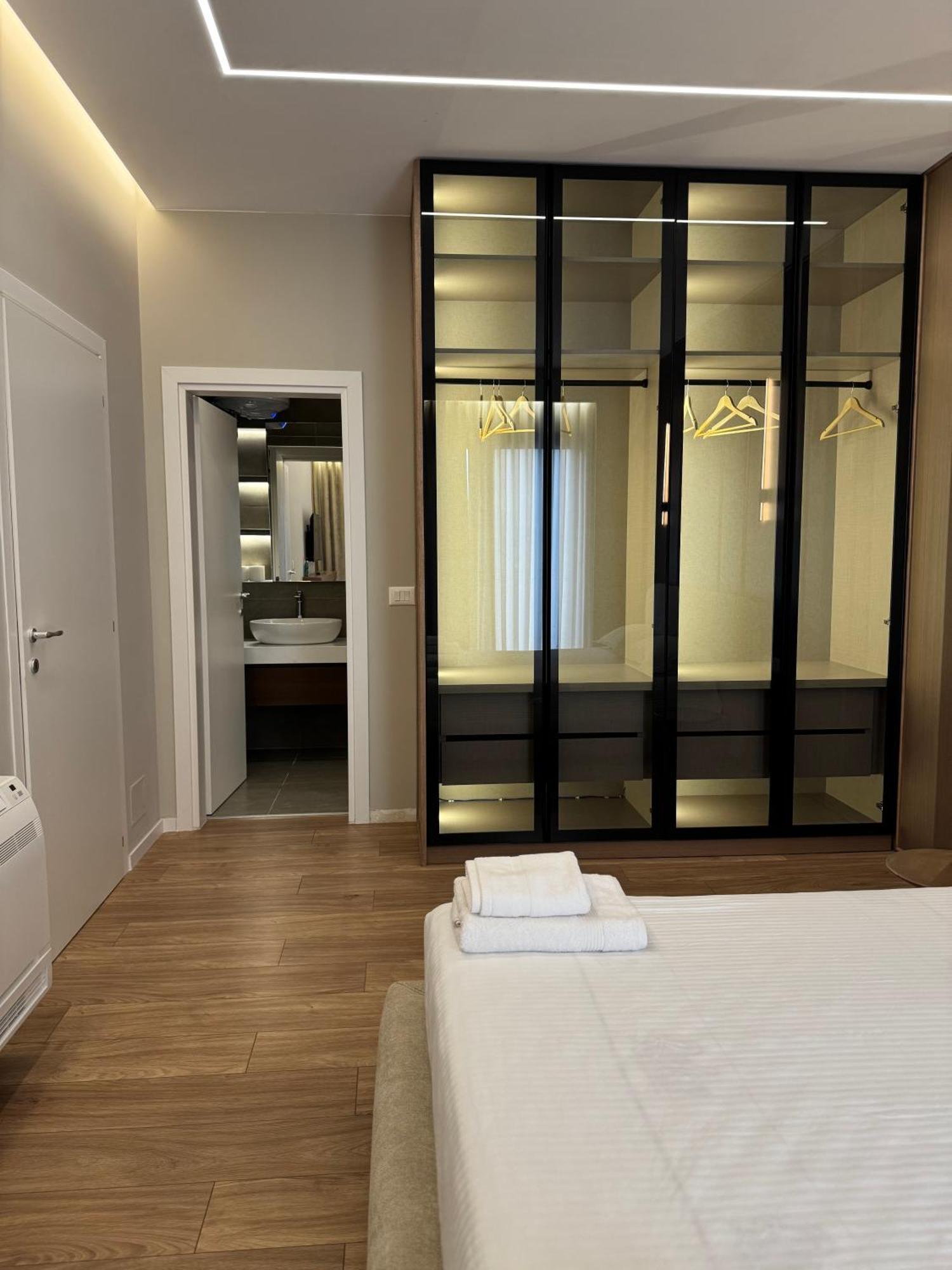 Square Inn Garden Aparthotel Tirana Exterior foto